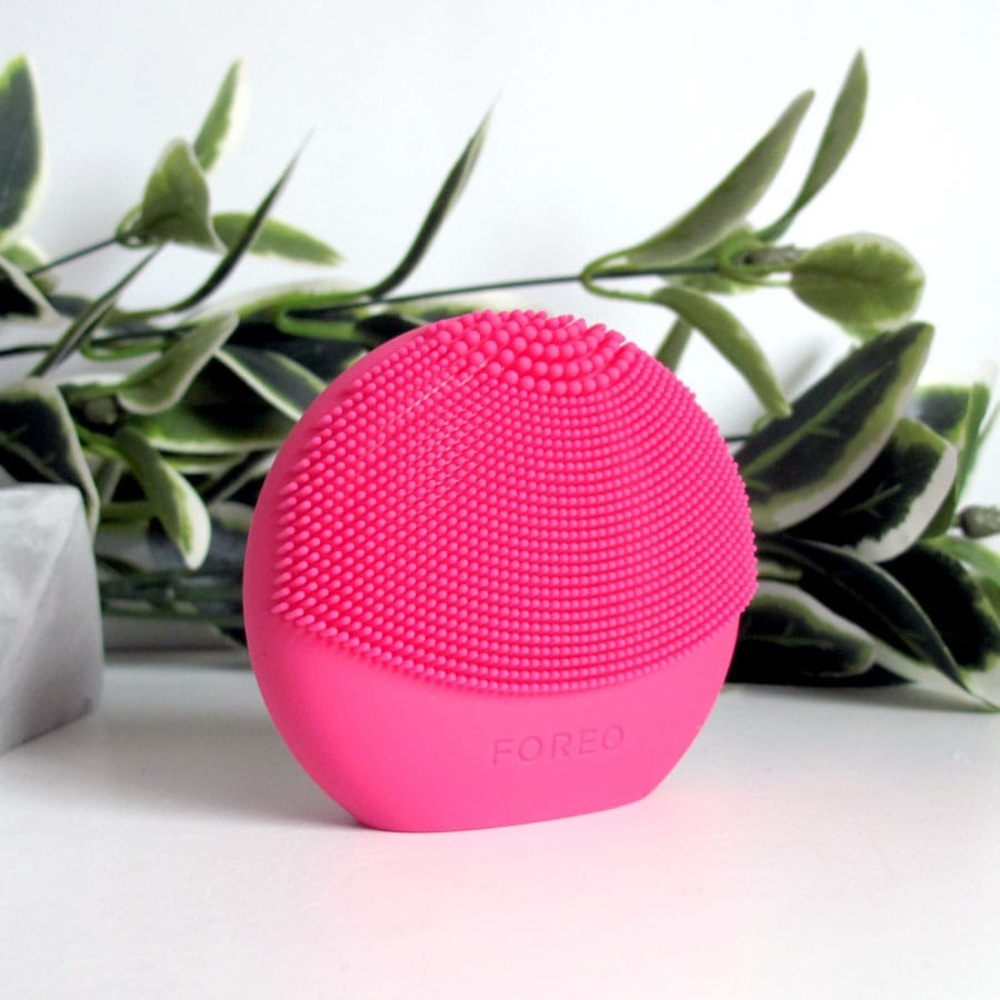 Foreo Luna Play T-Sonic Facial Cleansing Device